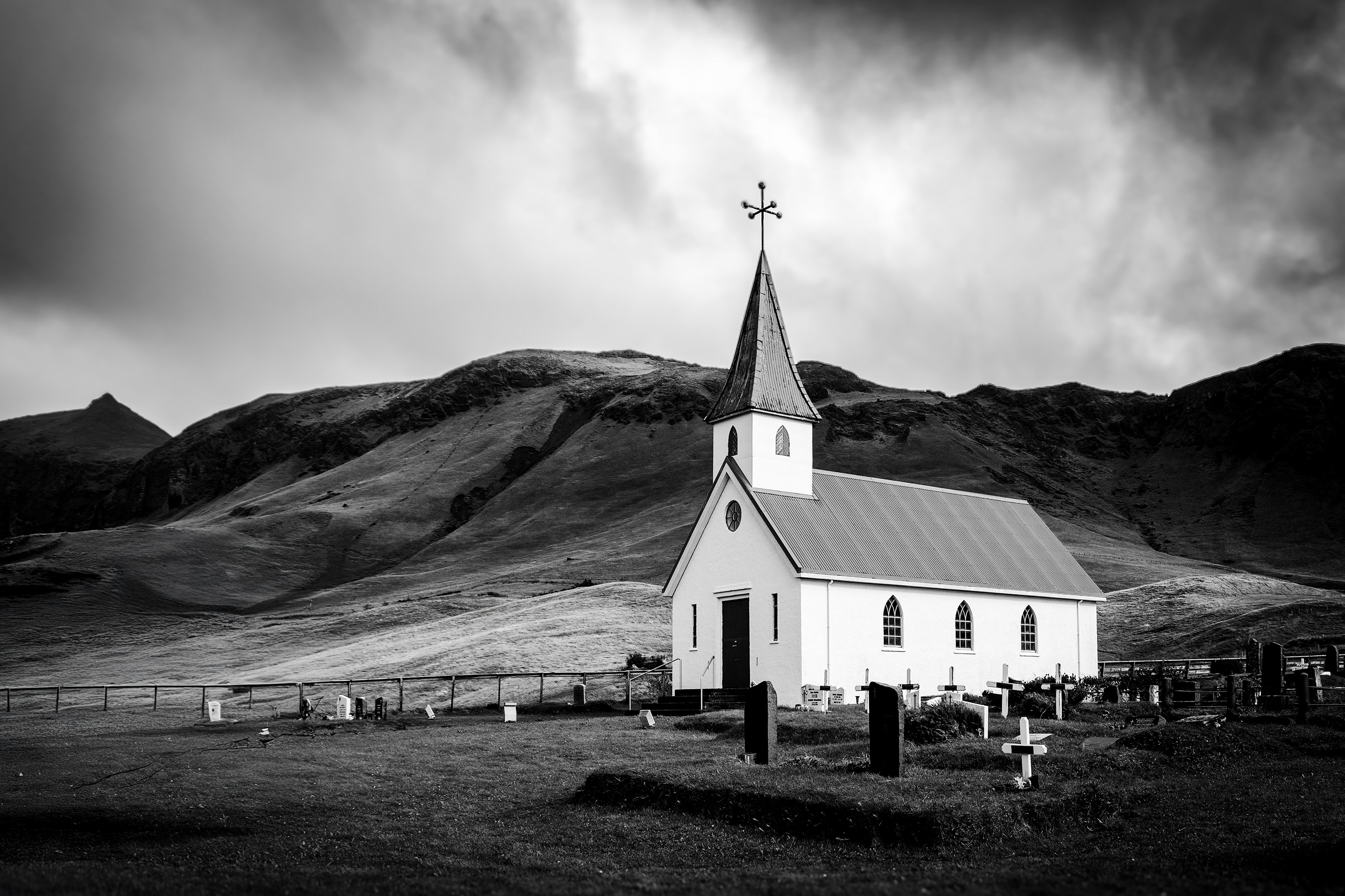 1st PrizeOpen Mono In Class 1 By Michele Hall For Storm Light SEP-2025.jpg